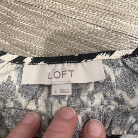 Loft S Black White Ikat Pattern Linen Blend Tank Top Camisole Boho Summer Top - Picture 3 of 5